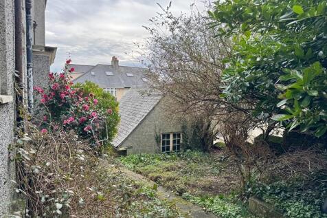 gardens to garage