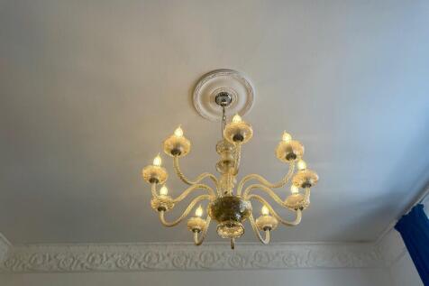 feature light fit...