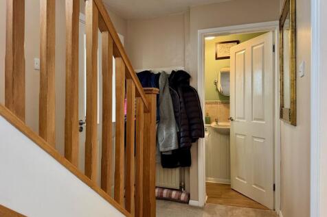 entrance hall to ...