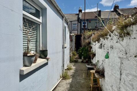 courtyard garden