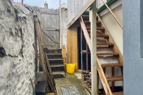 stairs to roof te...