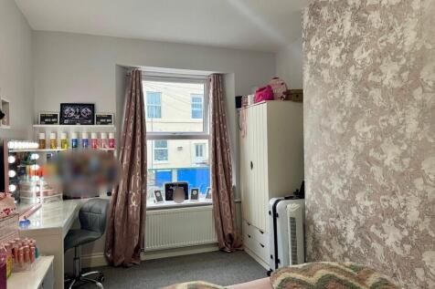 bedroom four 1