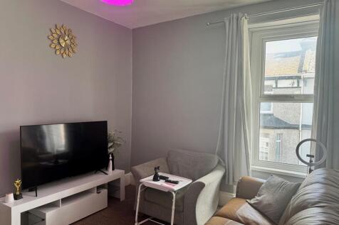 lounge/potential ...