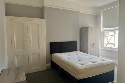 letting room five
