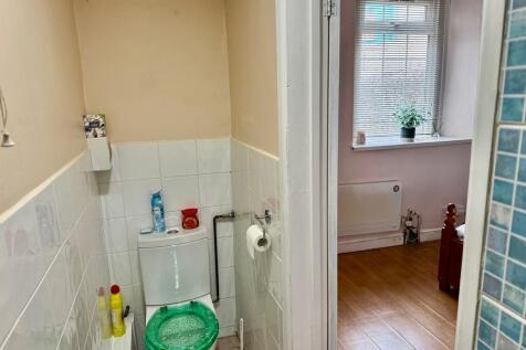 shower room to be...