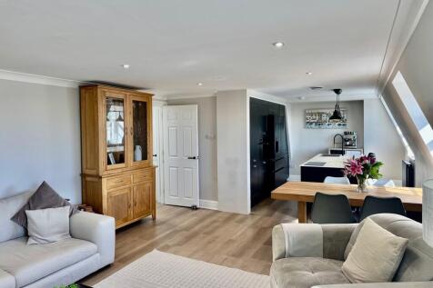 open plan lounge ...