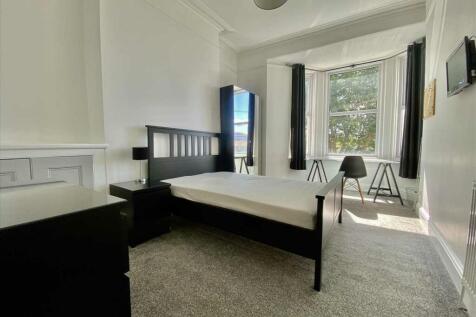 letting room four