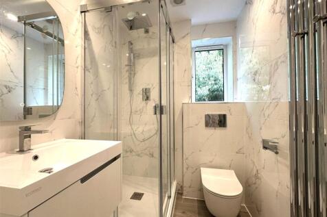 En Suite Shower Room