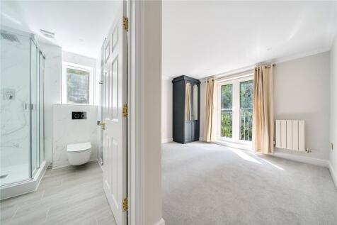 Bedroom &amp; En Suite