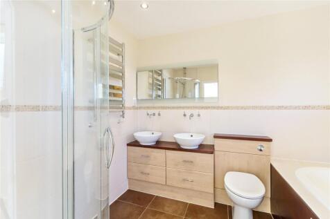 En Suite Bathroom