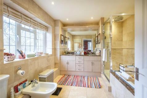 En Suite Bathroom