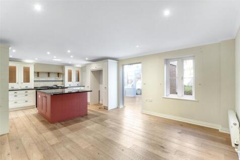 Kitchen/Sitting Room
