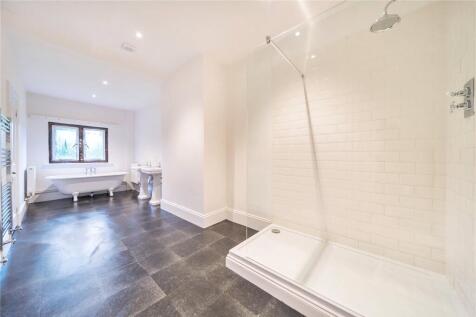En Suite Bathroom