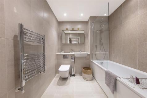 Show Apartment