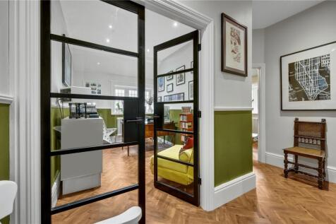 Hallway/Study