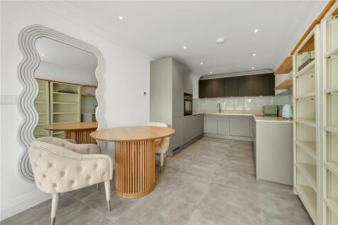 Kitchen/Dining