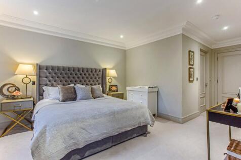 Principle Bedroom