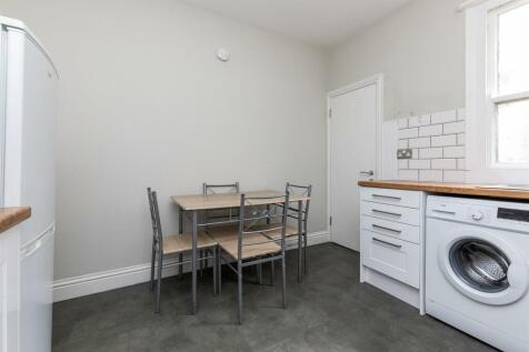 Sandown Road-7.jpg