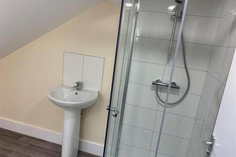 Top Floor Shower Room