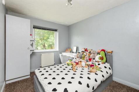 Durrington Court-8.jpg