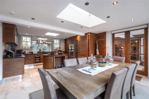 Kitchen/Dining