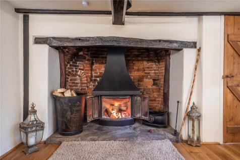 Fetaure Fireplace