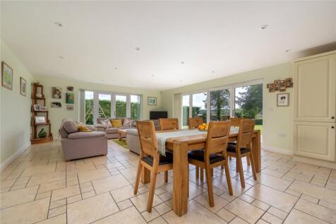 Dining/Family Room