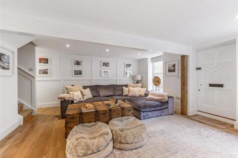 Front Reception Room
