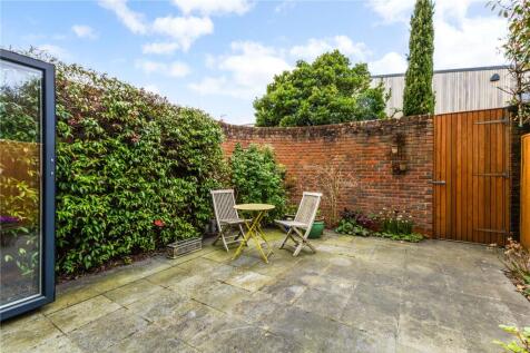Courtyard Garden