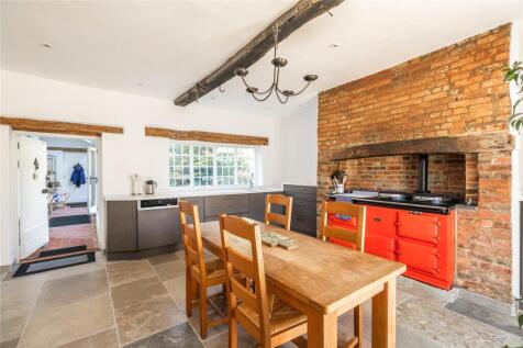 Kitchen/Breakfast