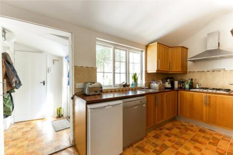 Kitchen/Lobby