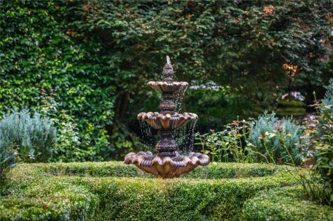 Garden Feature