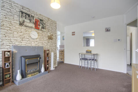 Dining area (105)