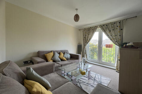 Lounge/dining area