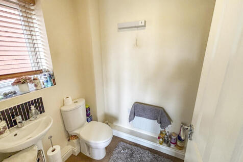 En-suite WC/shower