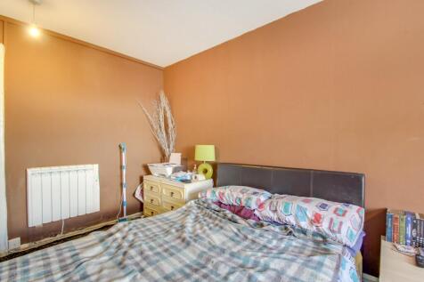 Bedroom-min