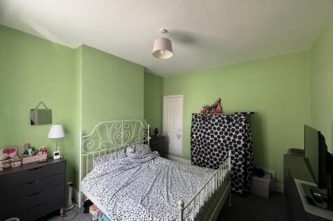 Bed 1