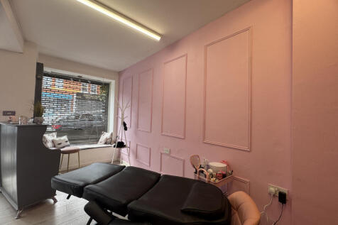 Side room