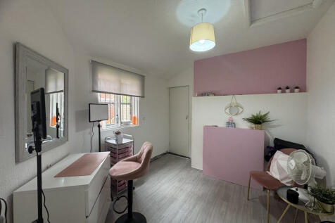 Rear room