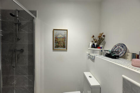Shower/WC