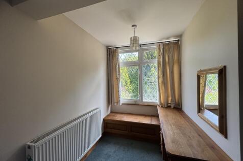 Dressing area off Bedroom 1