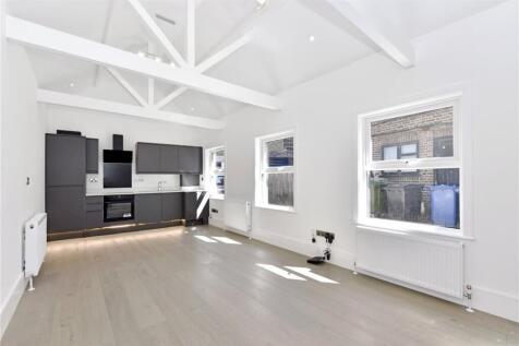 Kitchen/ Living Room