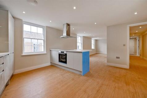 Kitchen / Reception
