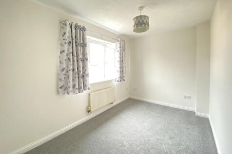 Rear bedroom ii
