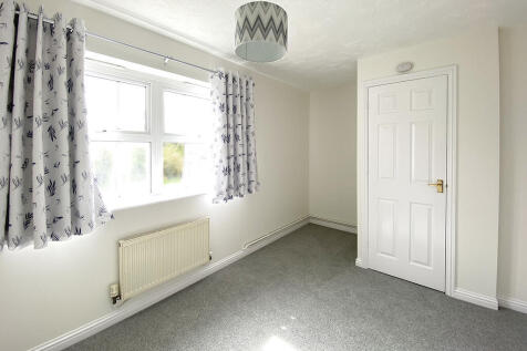 Front bedroom
