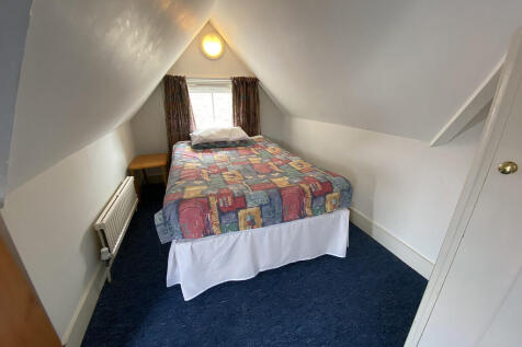 8.2 128B Room 8 B...