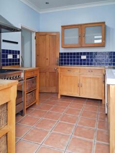 ed83e2f7-Kitchen 201