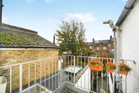 e5d1eb20-72cb-f01...