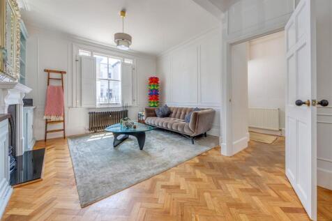 living room 2.jpeg