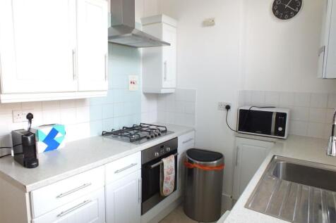 kitchen 2.jpg